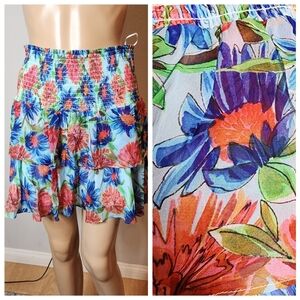 NWT Milly Smocked Tiered Wyatt Paint Dahlia  Print Skirt. Size 6.